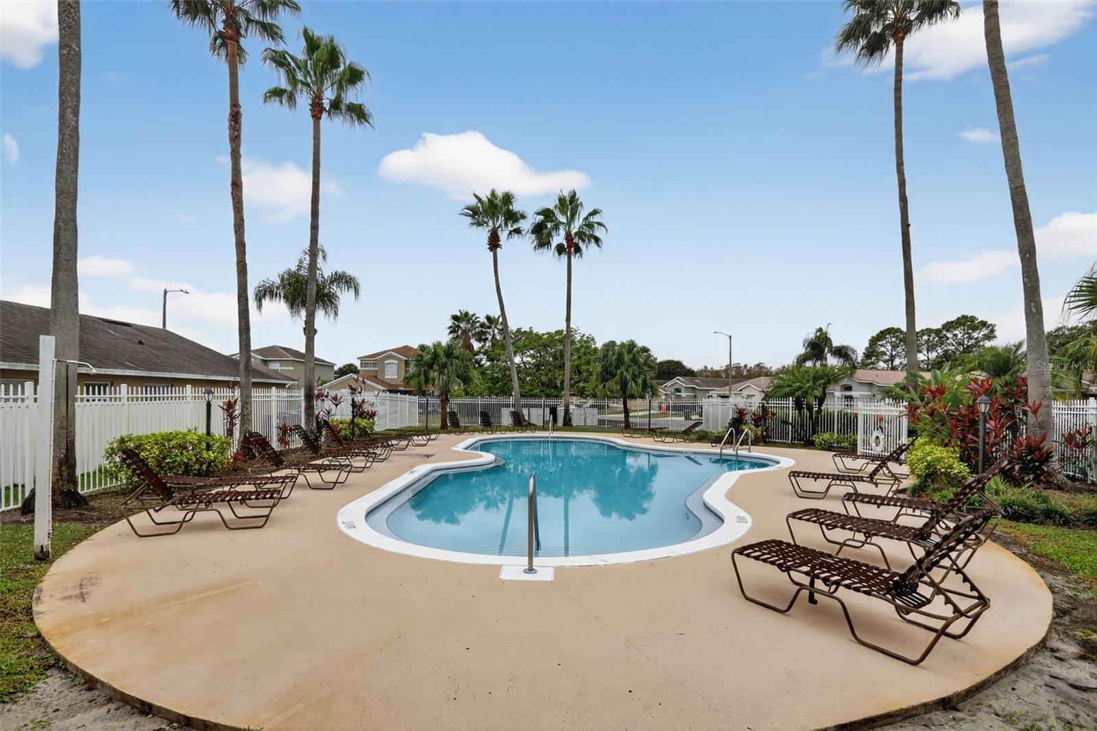 1348 HEATHER Lk Dr ORLANDO, FL 32824