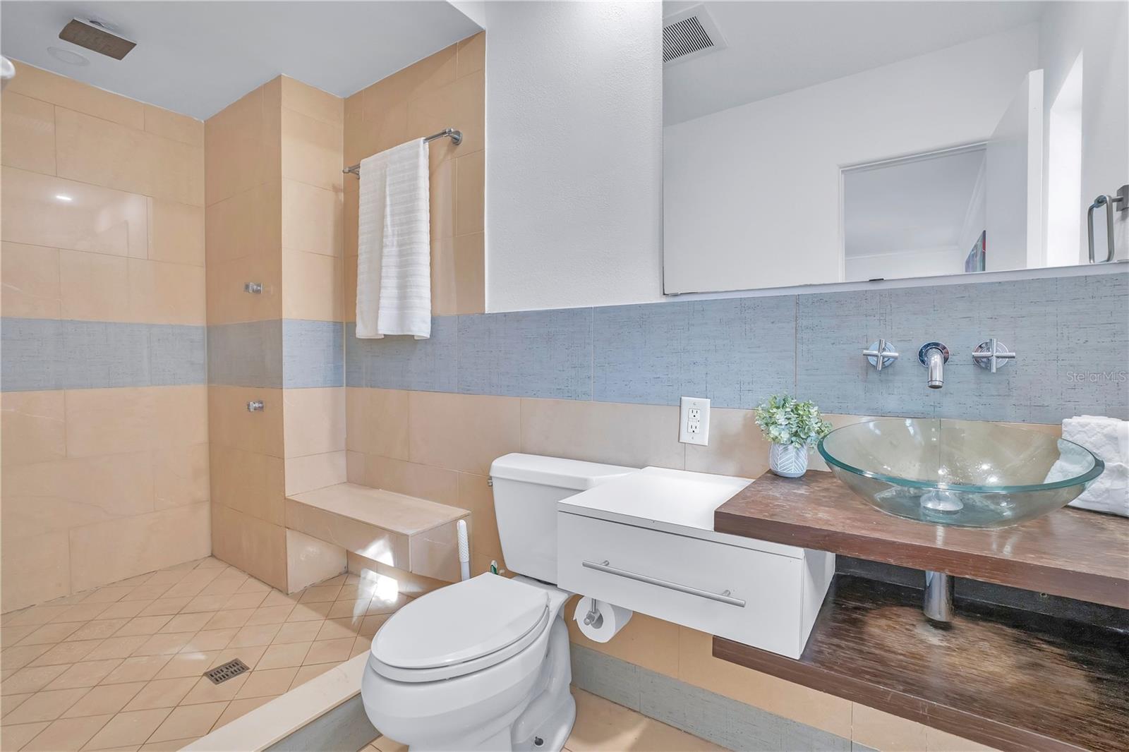 3246 INVERNESS Ct ORLANDO, FL 32806