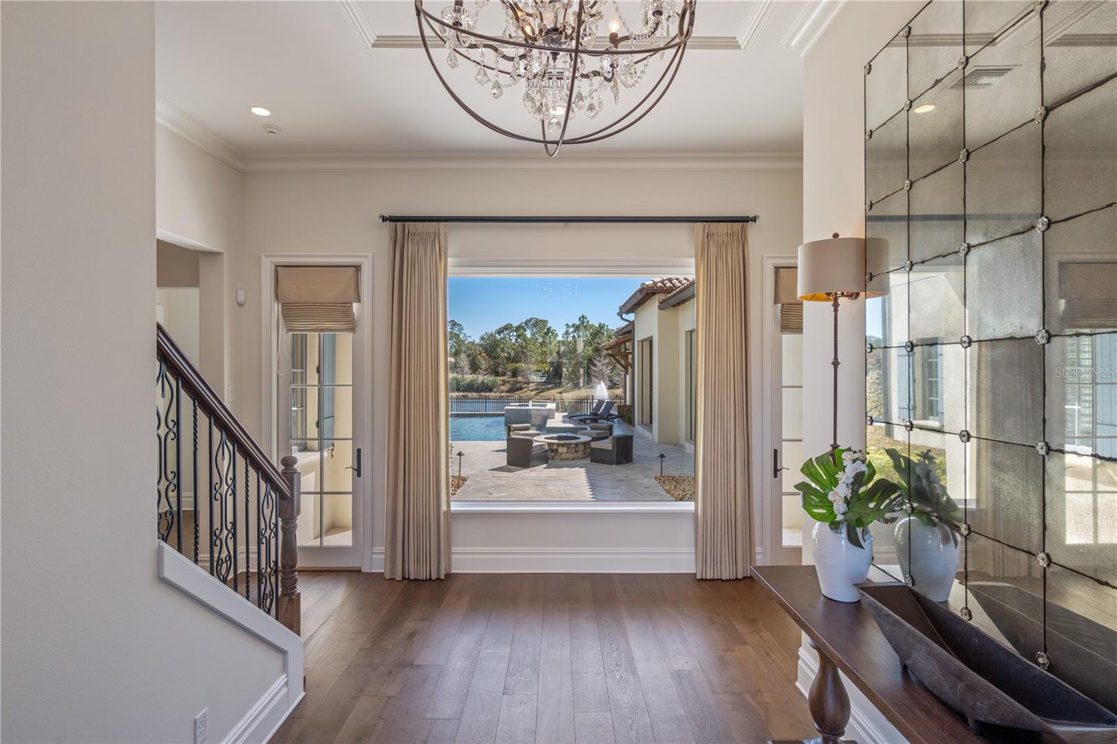 10443 LOS FELIZ Dr GOLDEN OAK, FL 32836