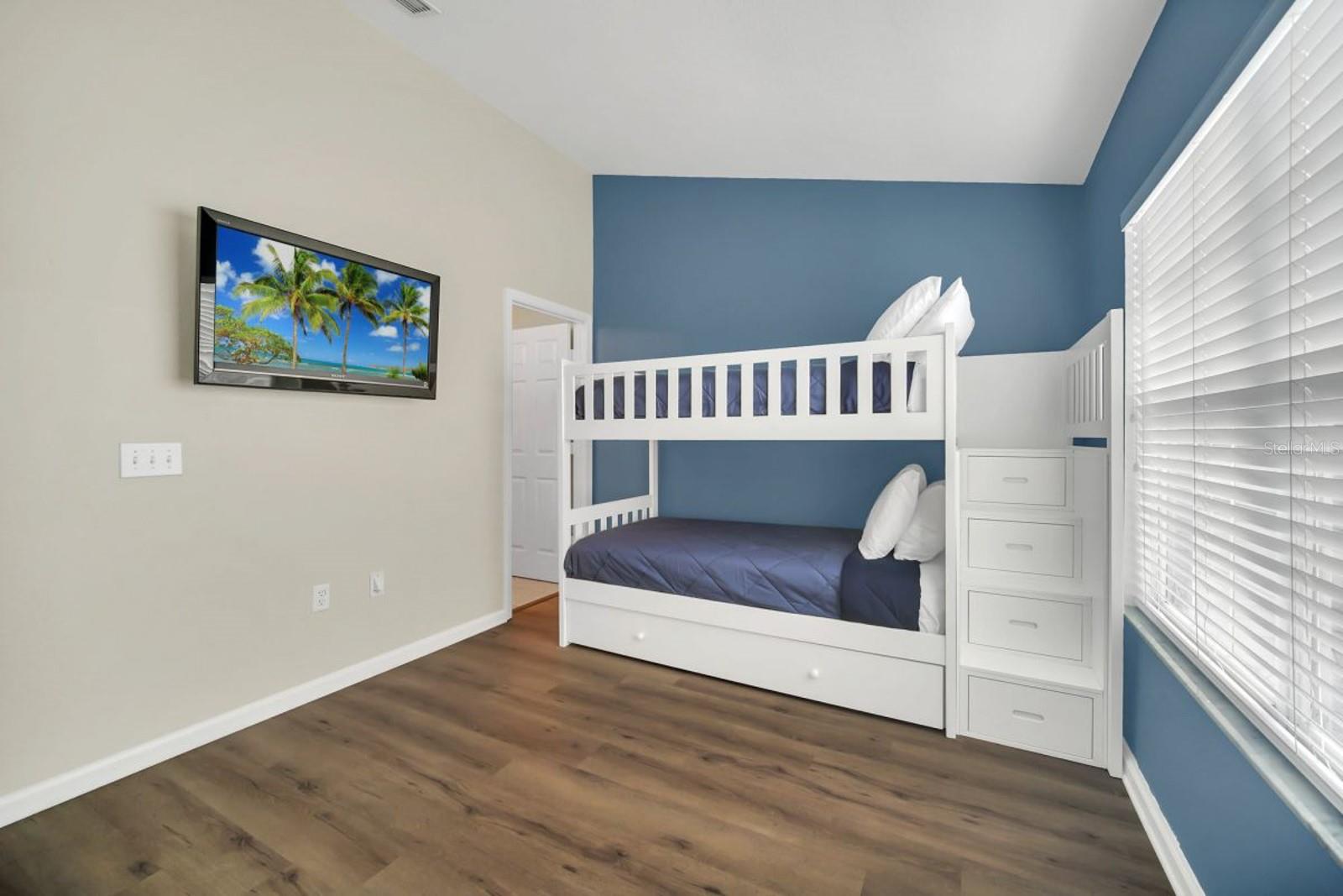 2545 RENSHAW St KISSIMMEE, FL 34747