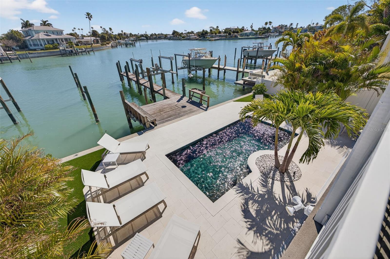 2503 PASS A GRILLE Way ST PETE BEACH, FL 33706