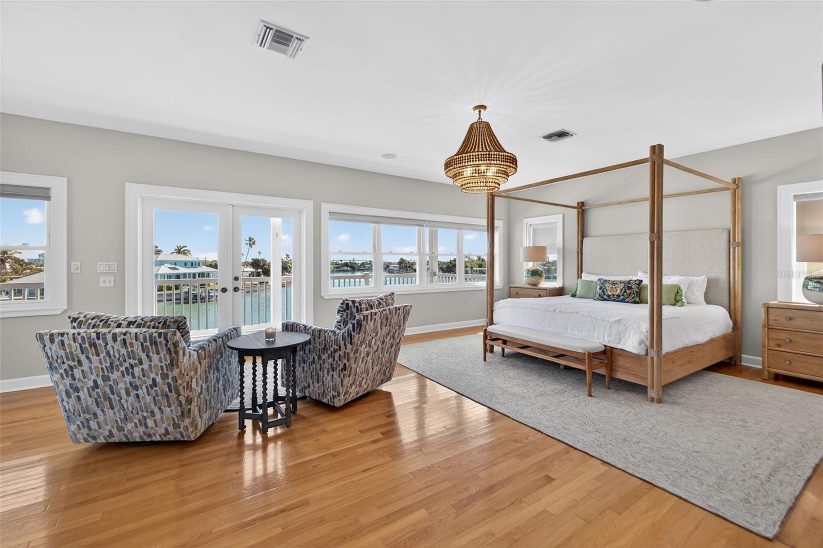 2503 PASS A GRILLE Way ST PETE BEACH, FL 33706