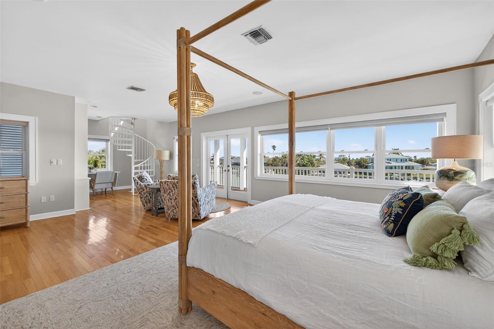 2503 PASS A GRILLE Way ST PETE BEACH, FL 33706