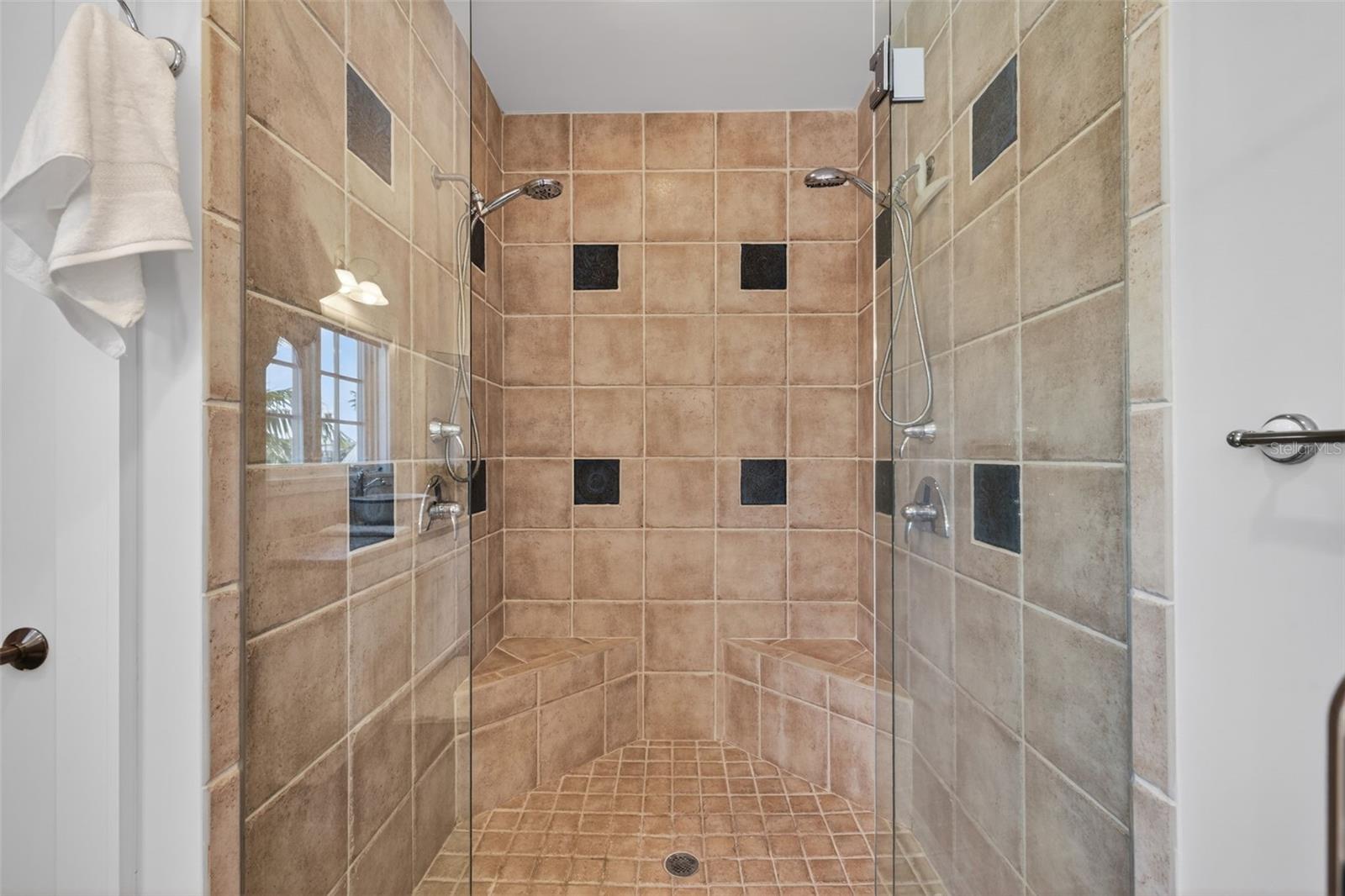 2503 PASS A GRILLE Way ST PETE BEACH, FL 33706