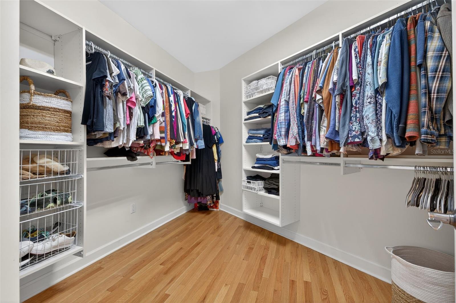 2503 PASS A GRILLE Way ST PETE BEACH, FL 33706