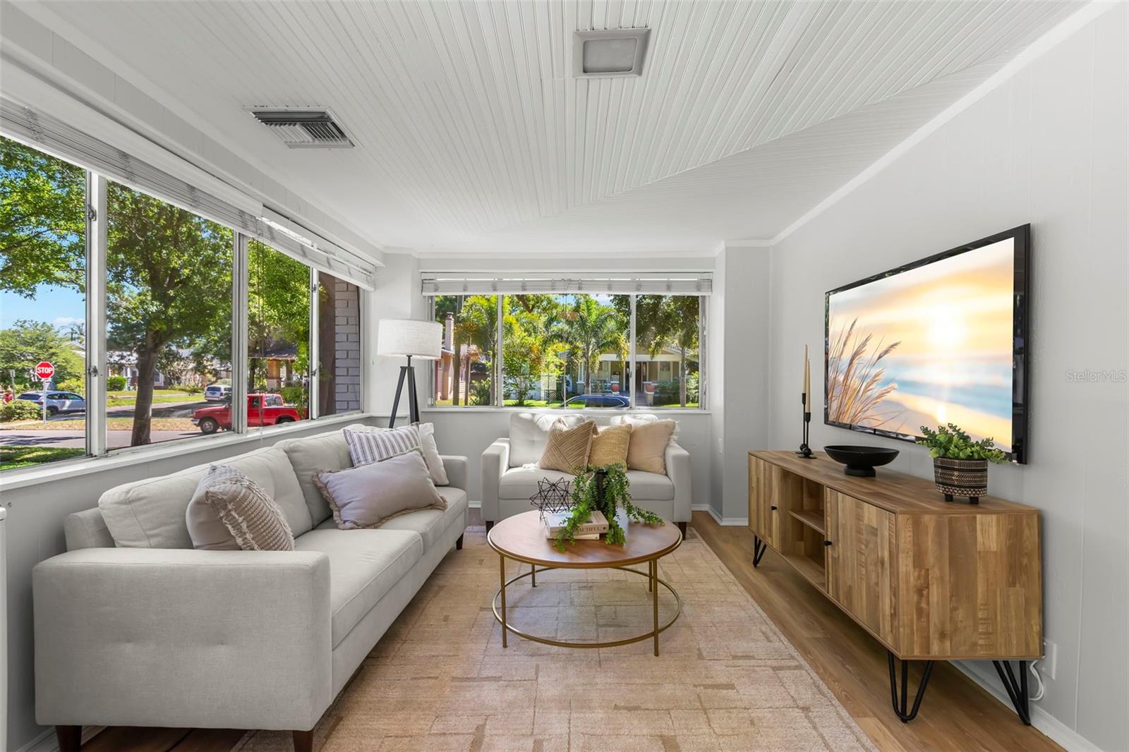 230 27TH St ST PETERSBURG, FL 33713