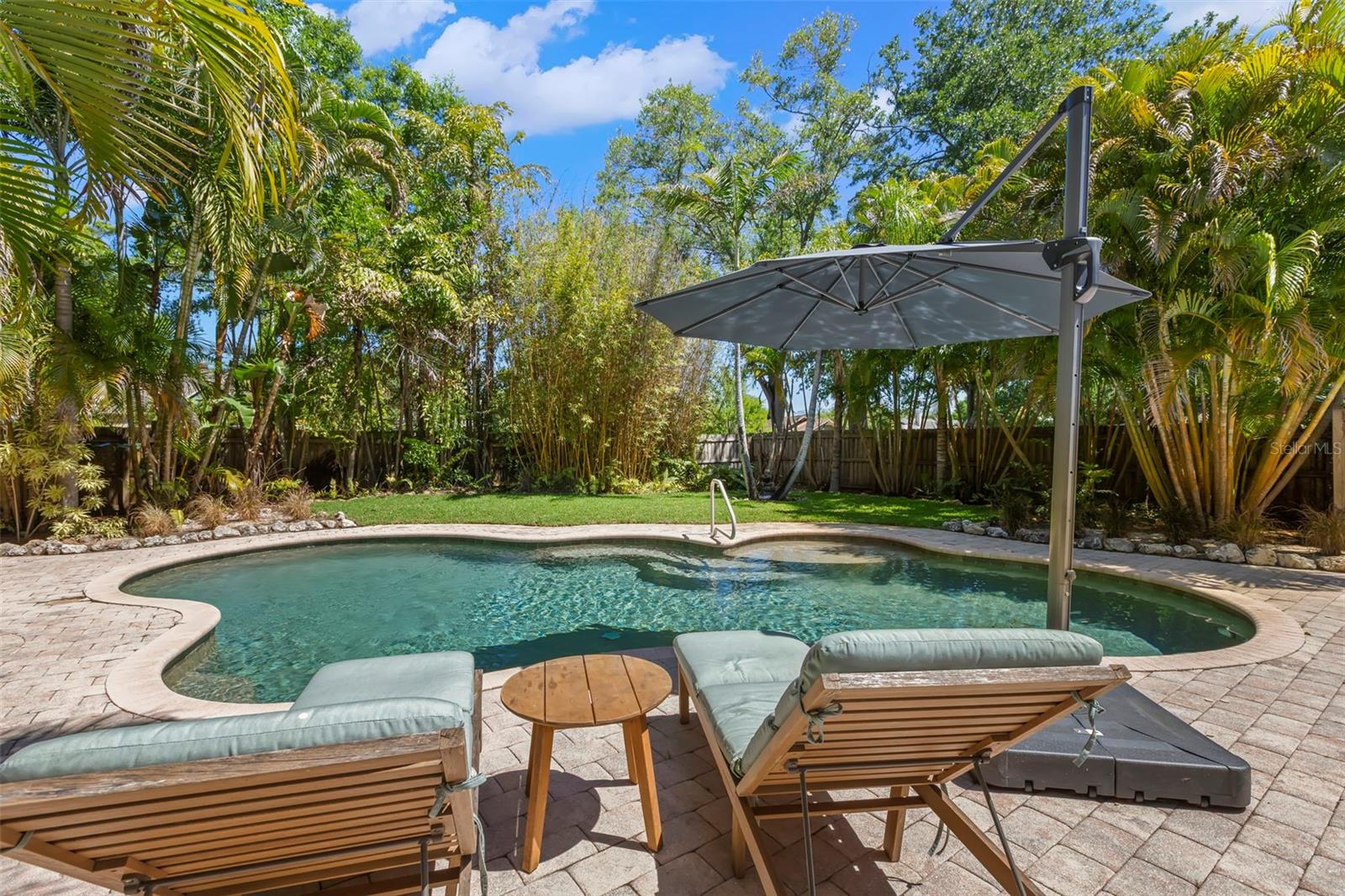 230 27TH St ST PETERSBURG, FL 33713