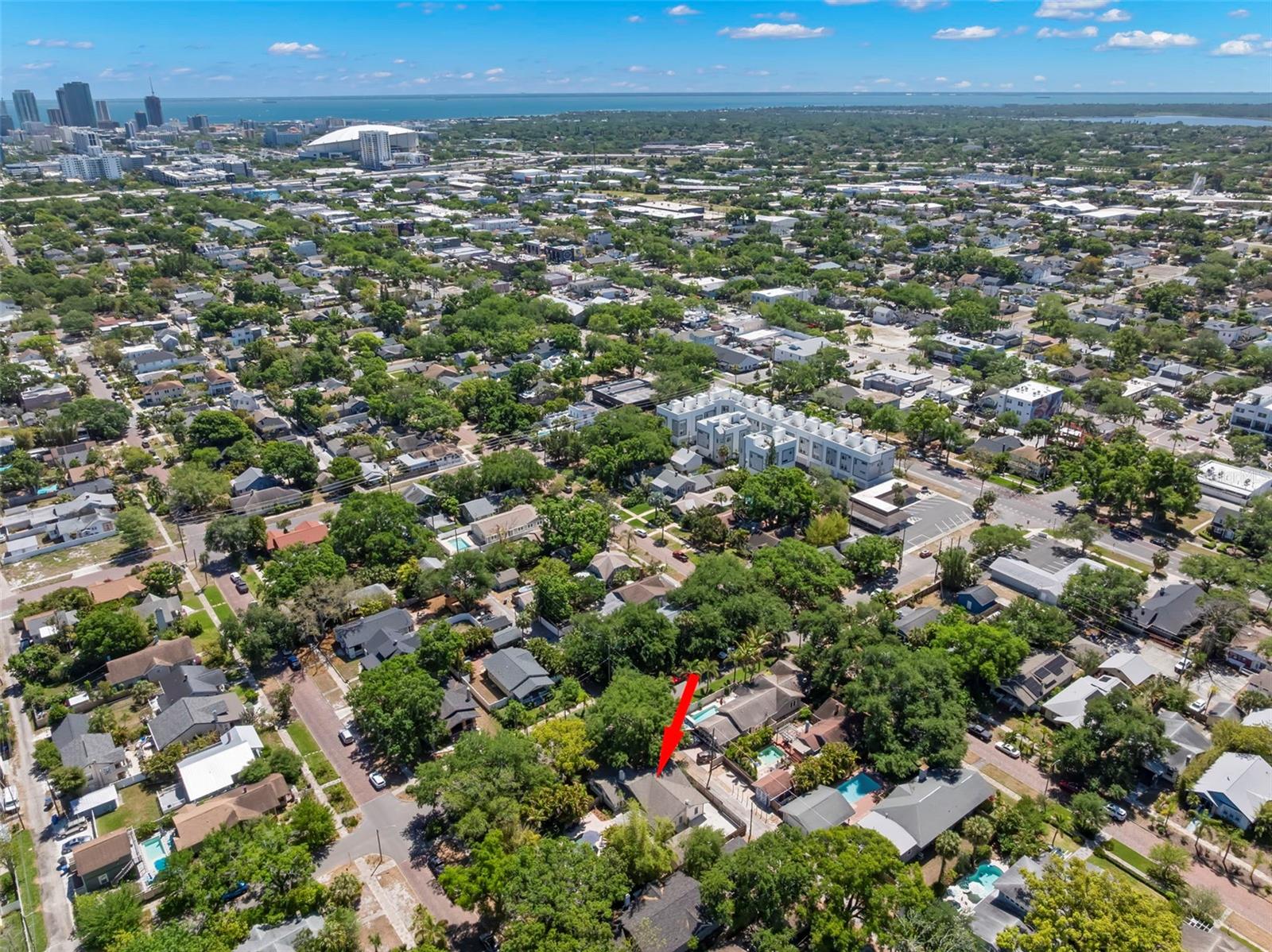 230 27TH St ST PETERSBURG, FL 33713