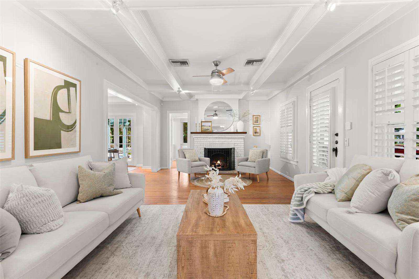 230 27TH St ST PETERSBURG, FL 33713