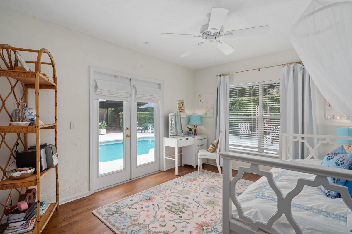 1410 POINSETTIA Ave ORLANDO, FL 32804