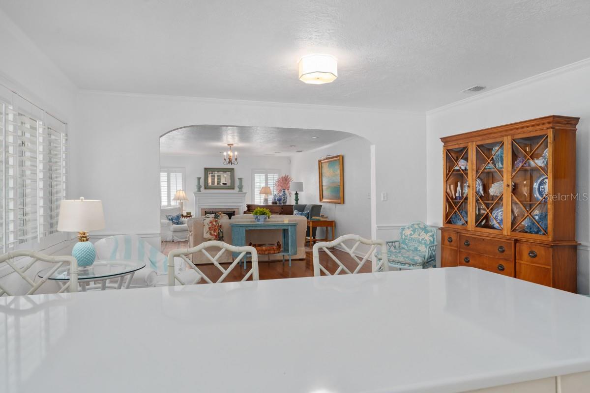 1410 POINSETTIA Ave ORLANDO, FL 32804