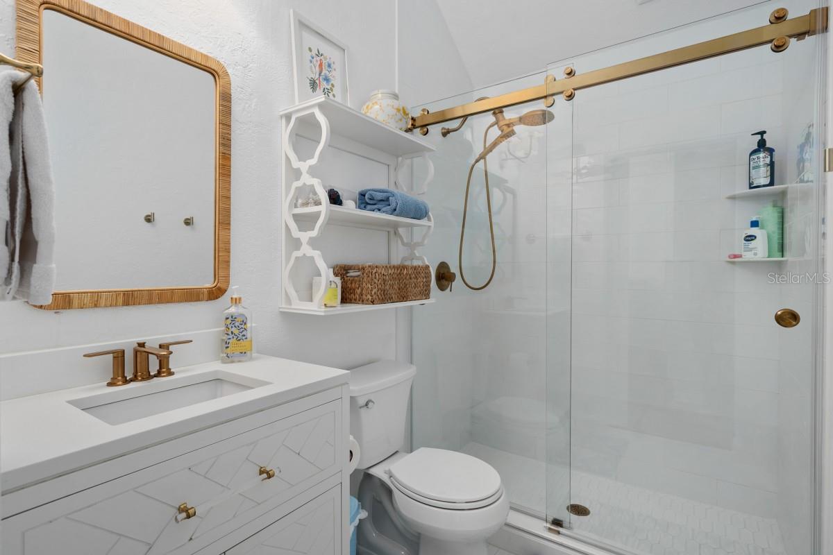 1410 POINSETTIA Ave ORLANDO, FL 32804