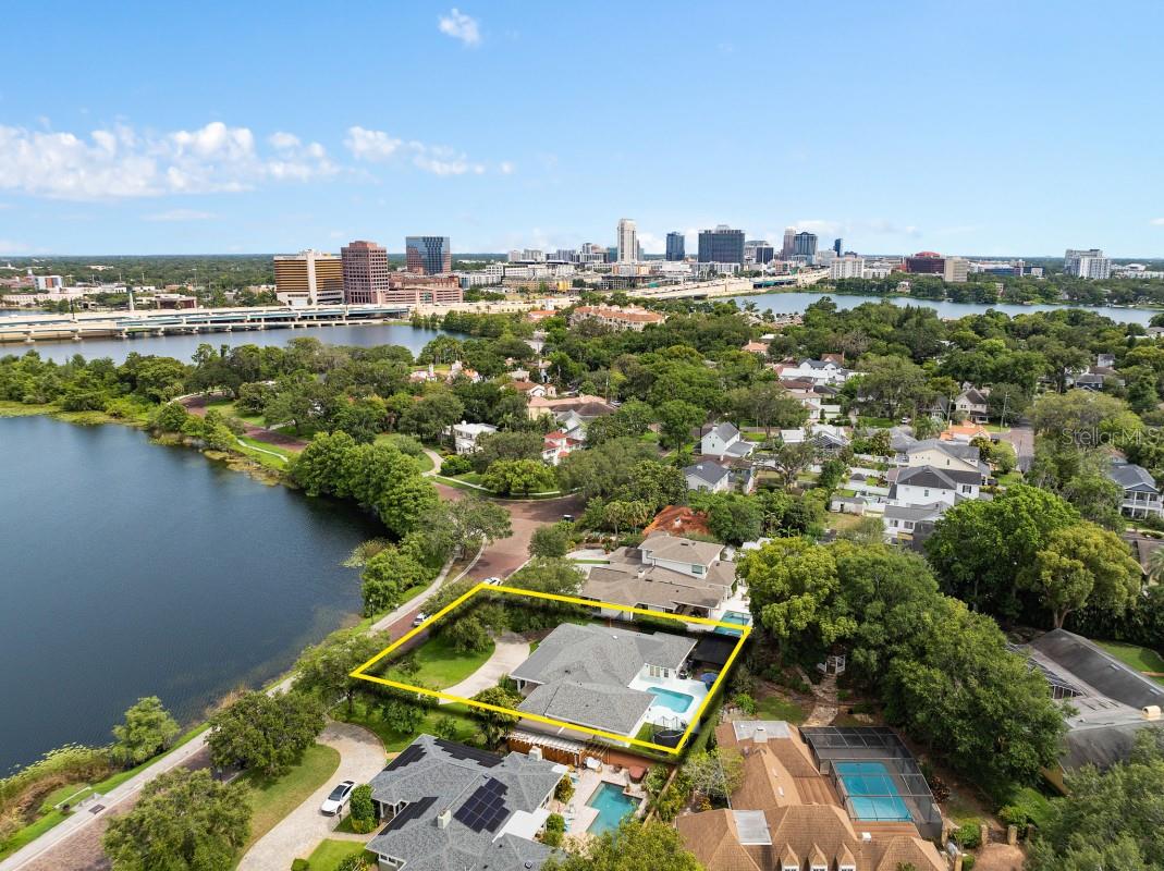 1410 POINSETTIA Ave ORLANDO, FL 32804