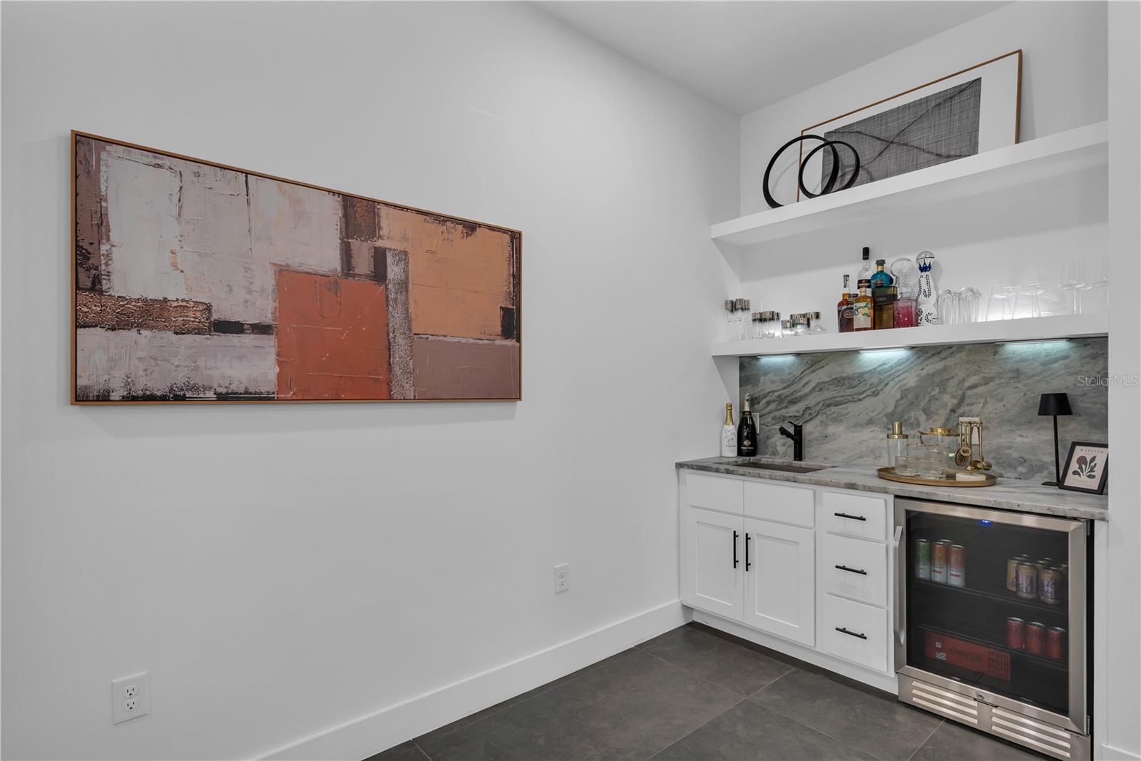 239 E HARDING St ORLANDO, FL 32806