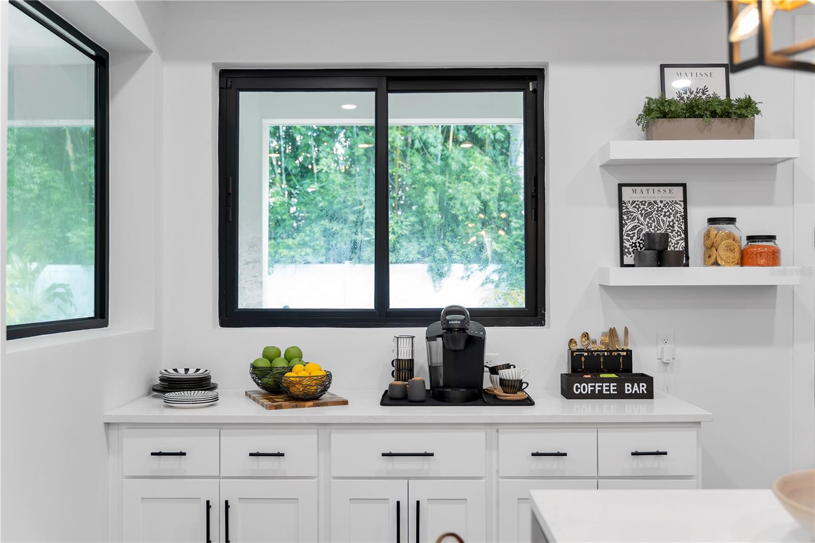 239 E HARDING St ORLANDO, FL 32806