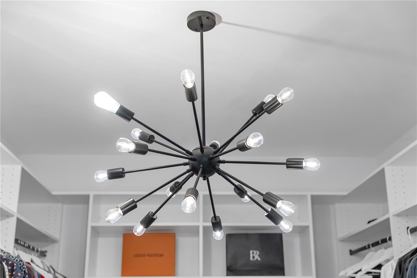 239 E HARDING St ORLANDO, FL 32806