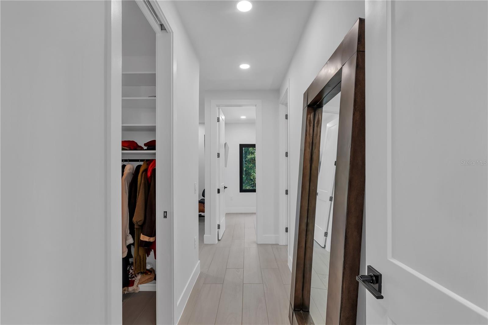 239 E HARDING St ORLANDO, FL 32806