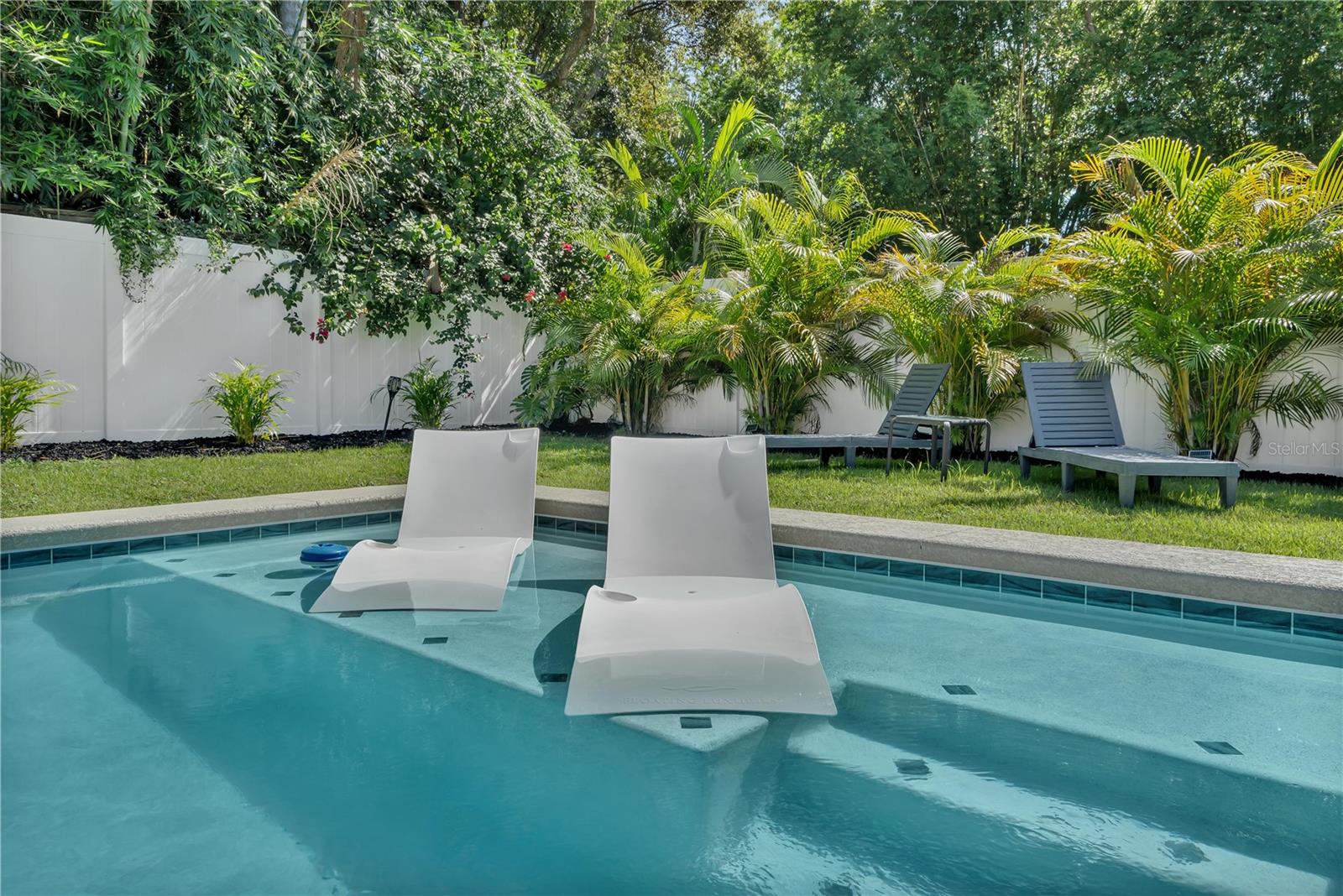 239 E HARDING St ORLANDO, FL 32806