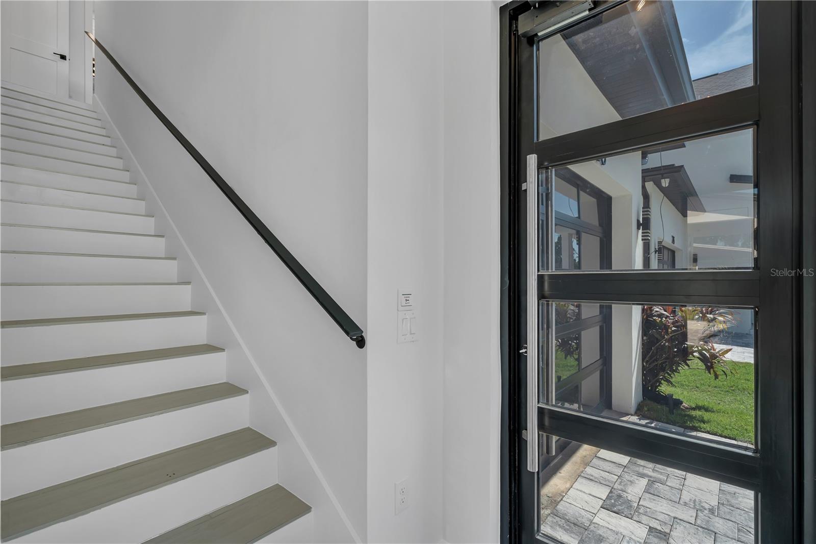 239 E HARDING St ORLANDO, FL 32806