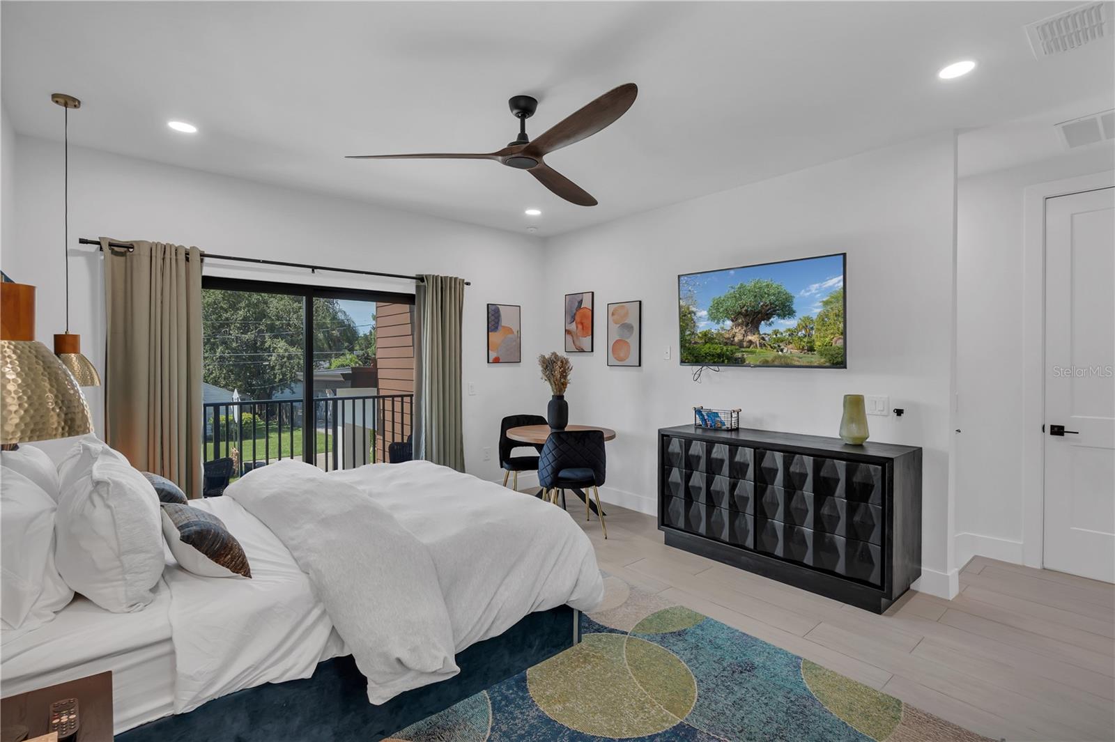 239 E HARDING St ORLANDO, FL 32806