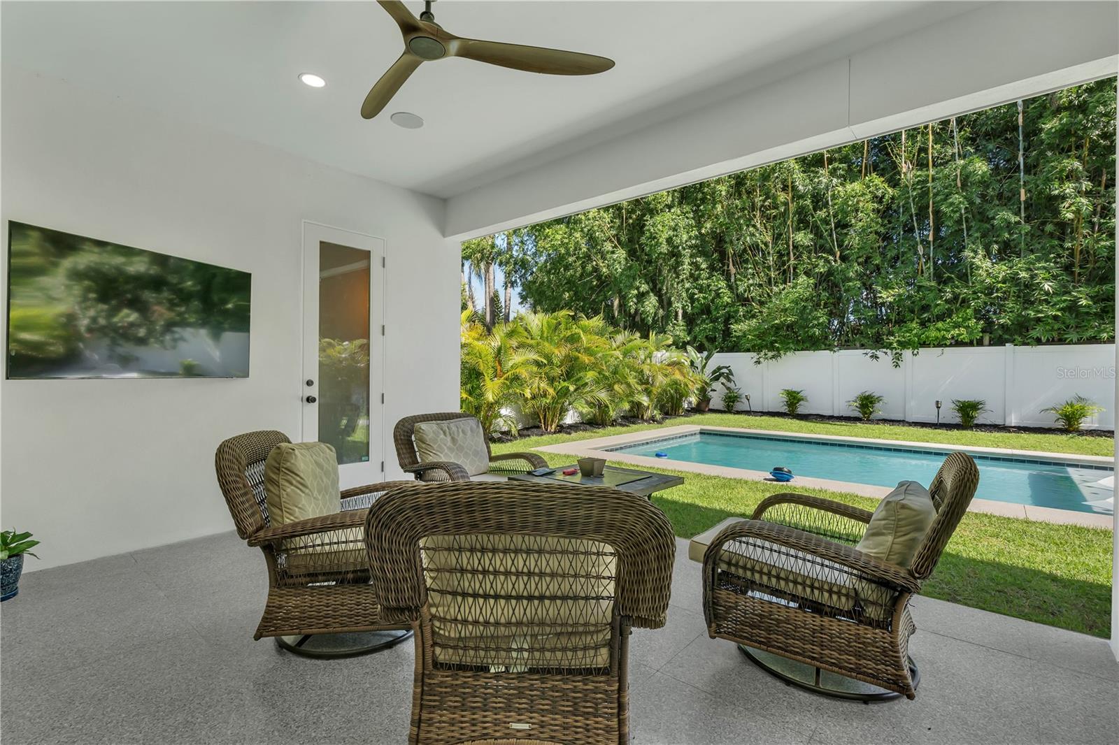 239 E HARDING St ORLANDO, FL 32806