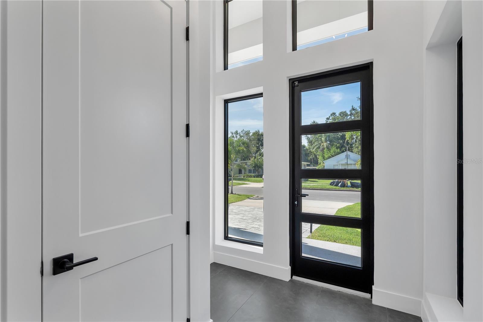 239 E HARDING St ORLANDO, FL 32806