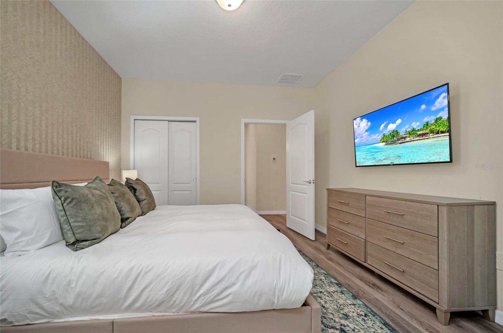 1801 NICE Ct KISSIMMEE, FL 34747