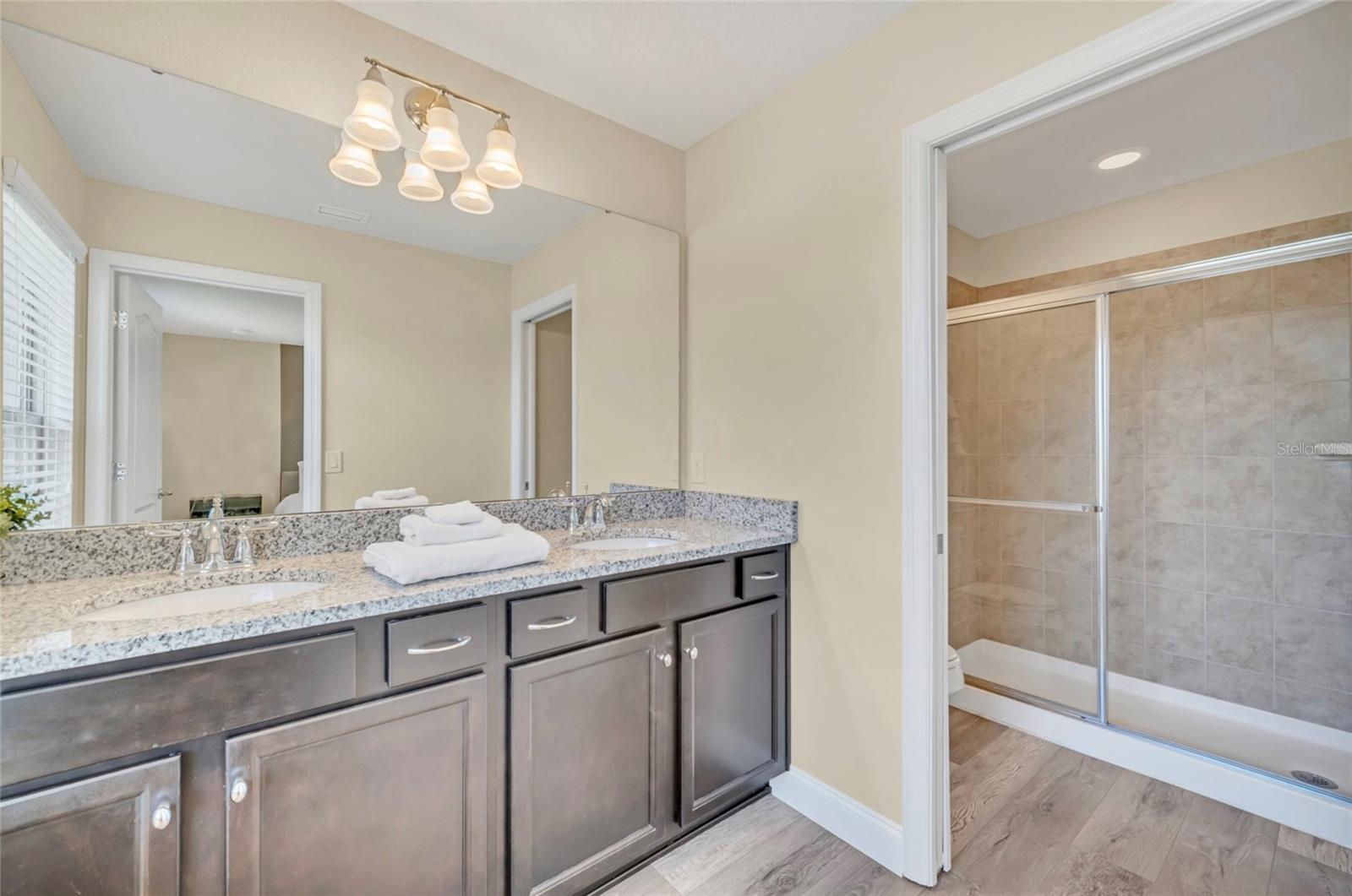 1801 NICE Ct KISSIMMEE, FL 34747