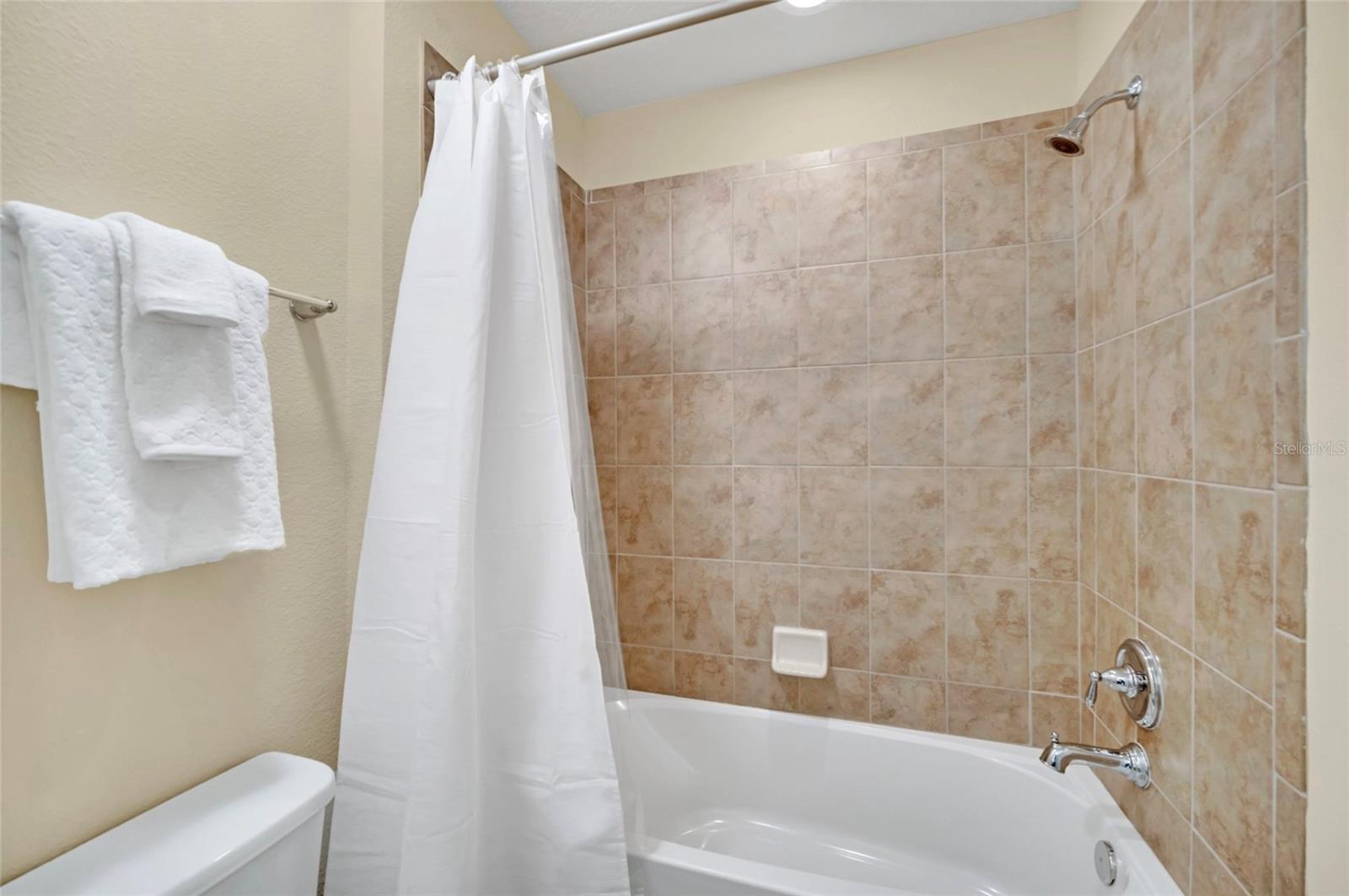 1801 NICE Ct KISSIMMEE, FL 34747