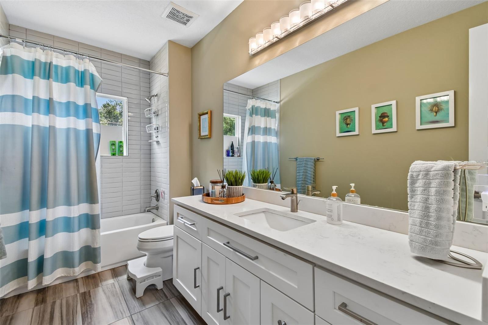 2107 HARGILL Dr ORLANDO, FL 32806