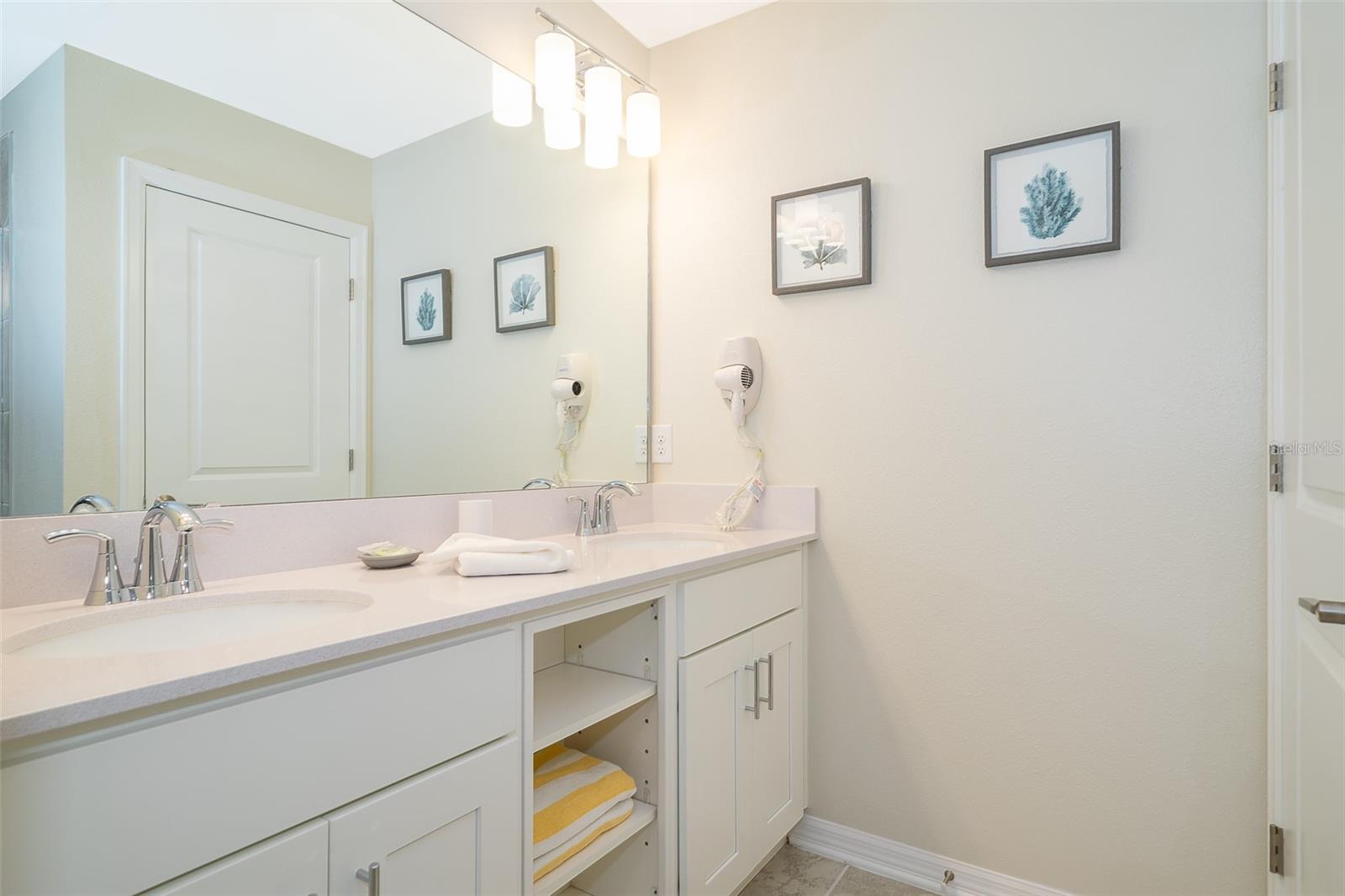 3151 PARADOX Cir #106 KISSIMMEE, FL 34746