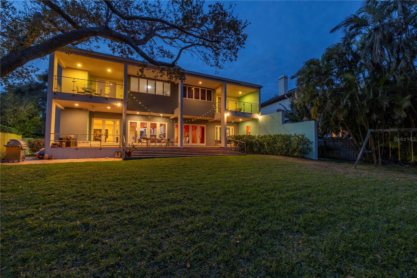 838 MONTEREY Blvd ST PETERSBURG, FL 33704