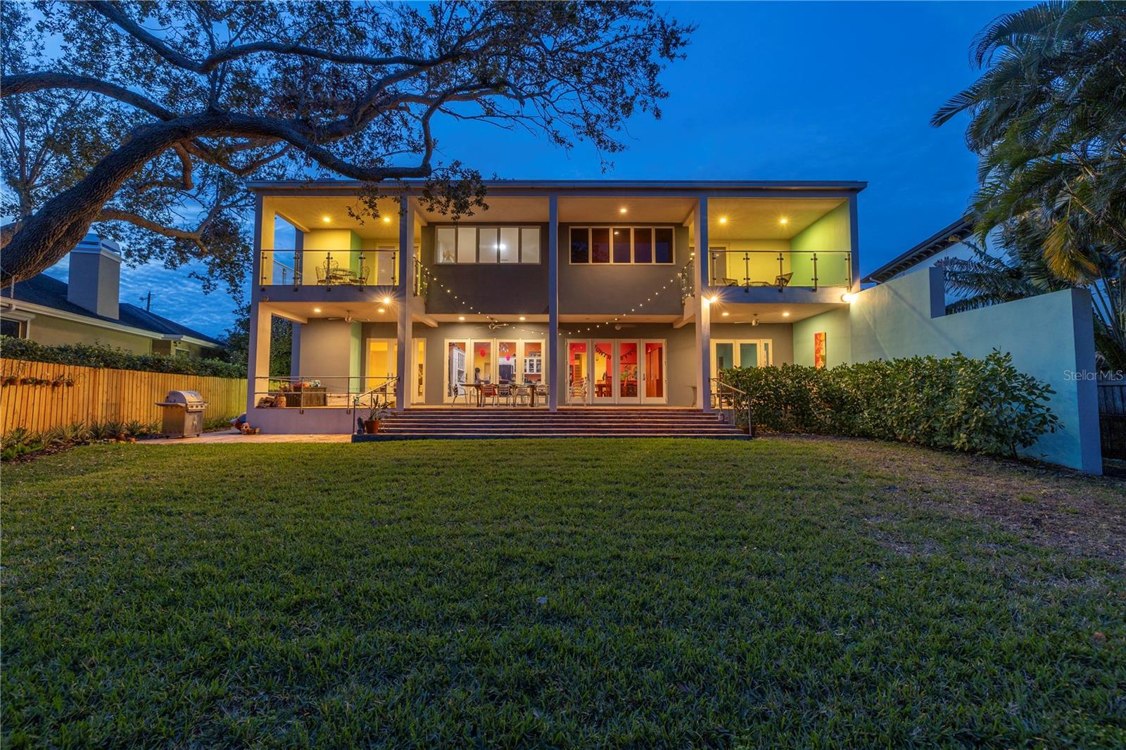 838 MONTEREY Blvd ST PETERSBURG, FL 33704