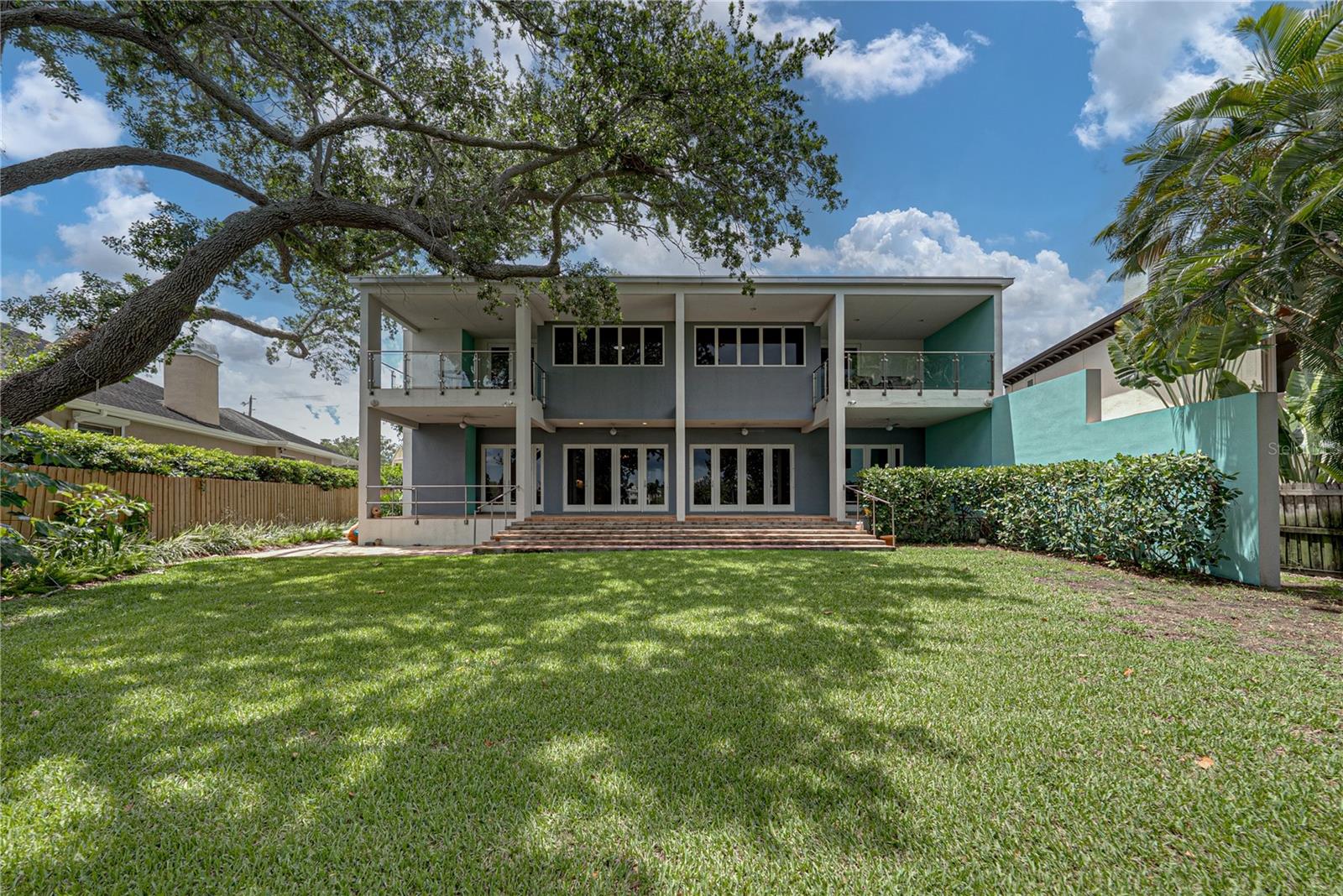 838 MONTEREY Blvd ST PETERSBURG, FL 33704