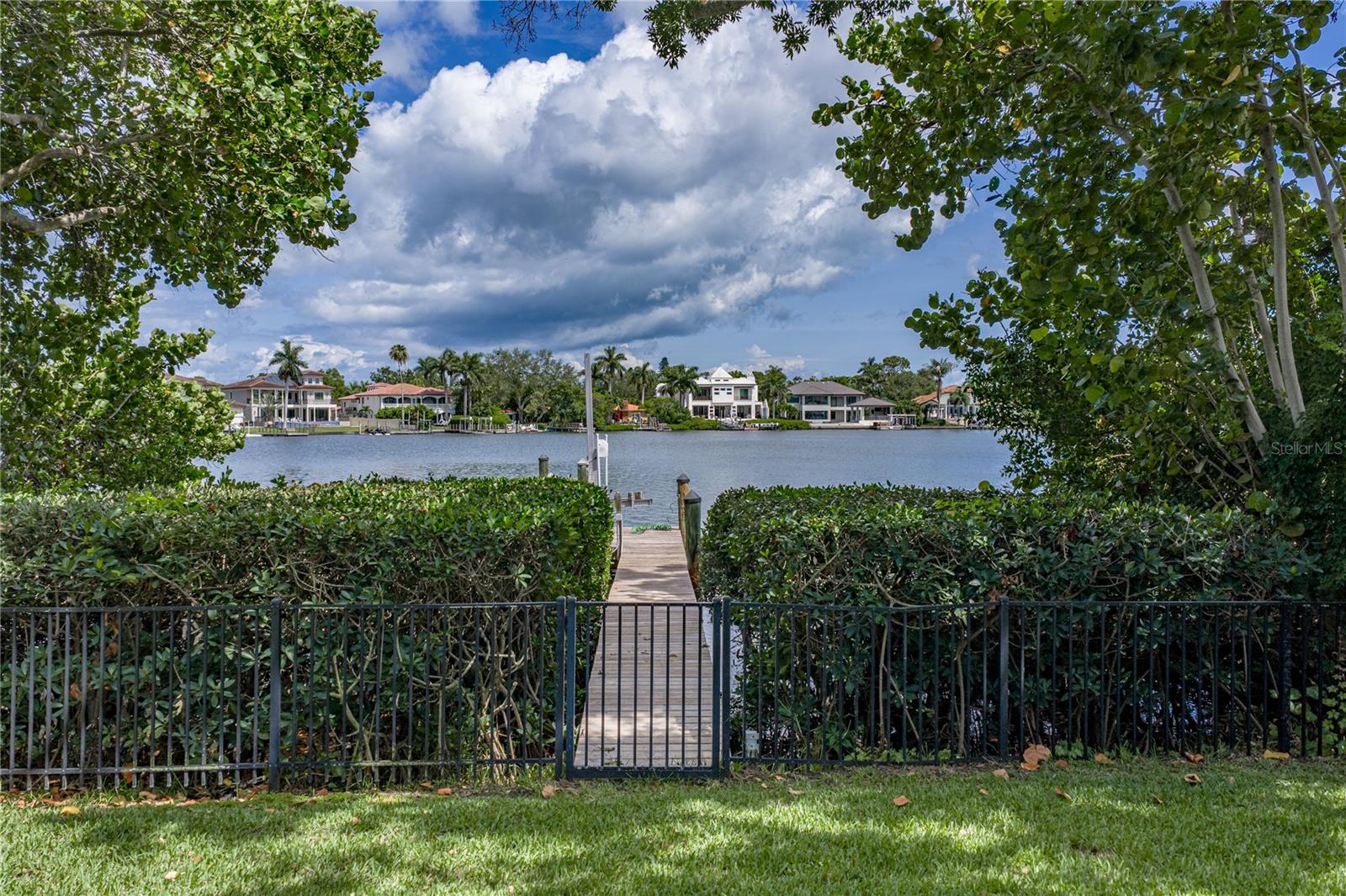 838 MONTEREY Blvd ST PETERSBURG, FL 33704