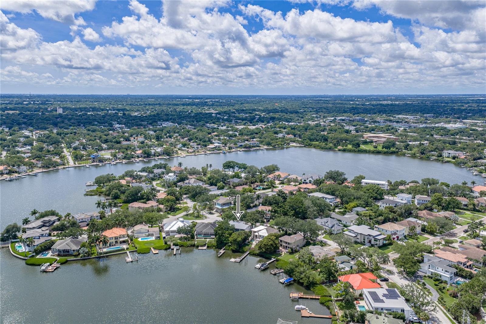 838 MONTEREY Blvd ST PETERSBURG, FL 33704