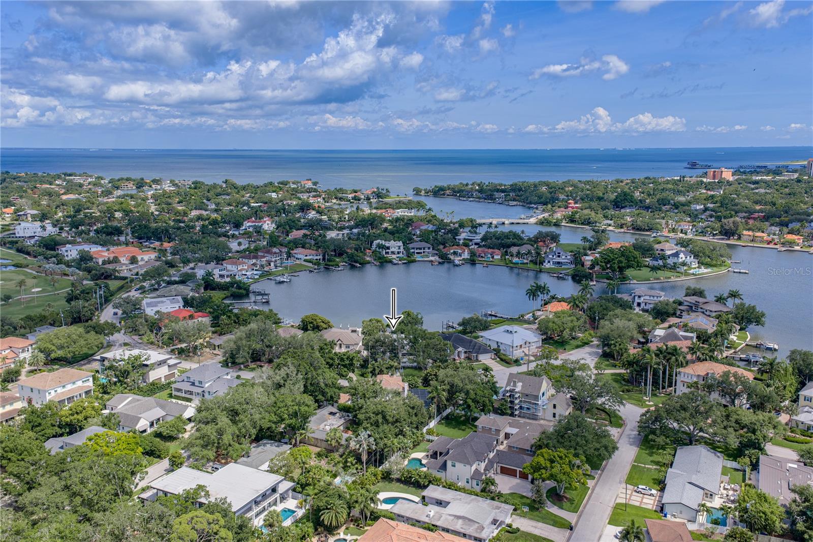 838 MONTEREY Blvd ST PETERSBURG, FL 33704