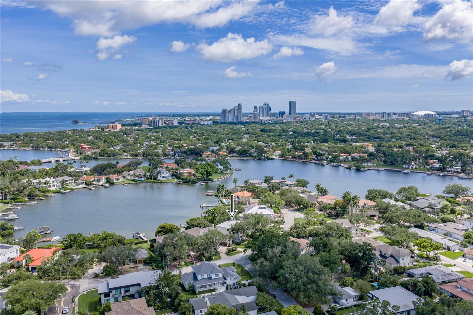 838 MONTEREY Blvd ST PETERSBURG, FL 33704