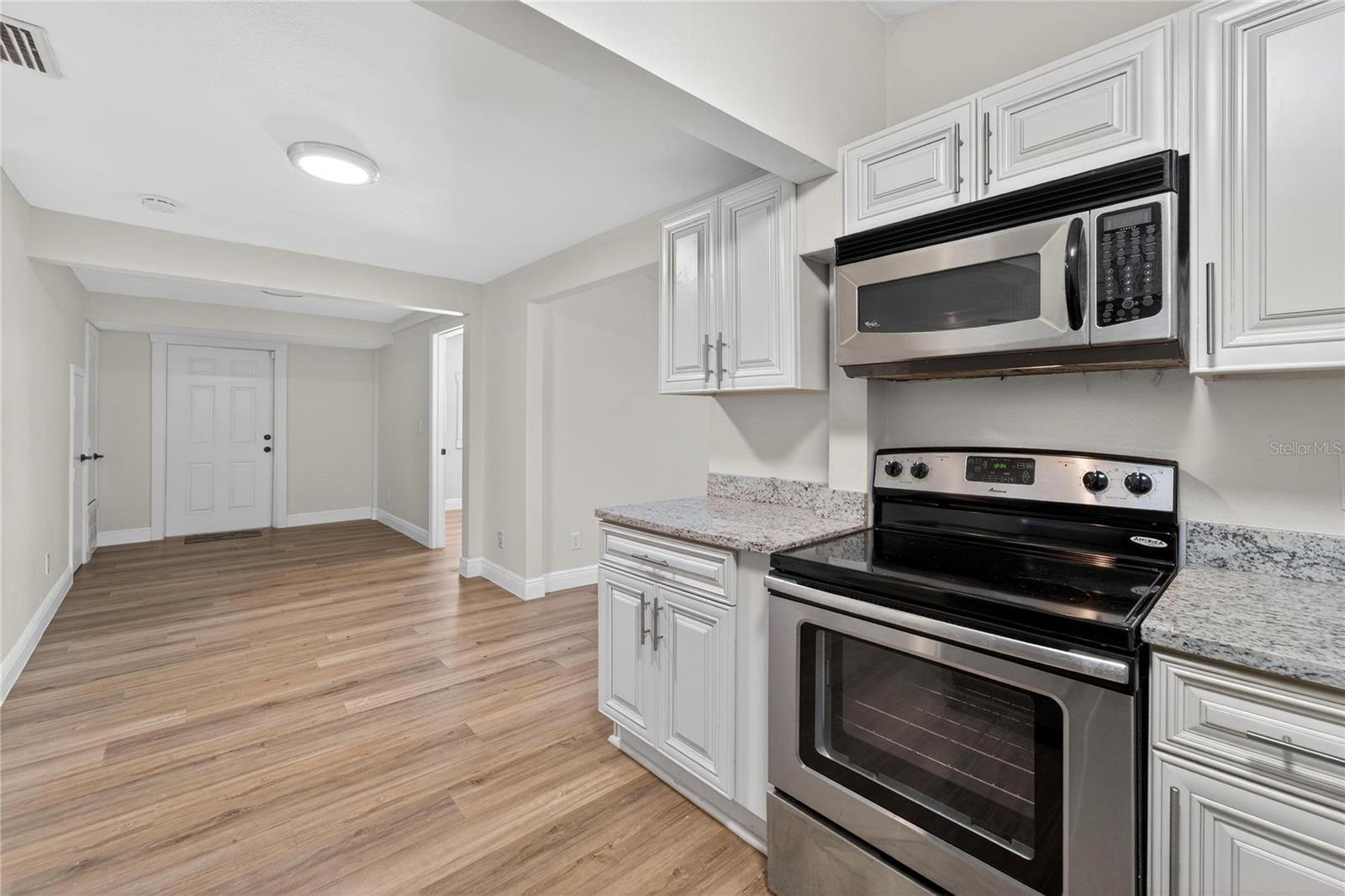 206 E FRIERSON Ave TAMPA, FL 33603