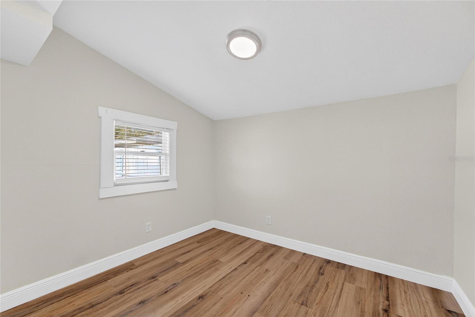 206 E FRIERSON Ave TAMPA, FL 33603