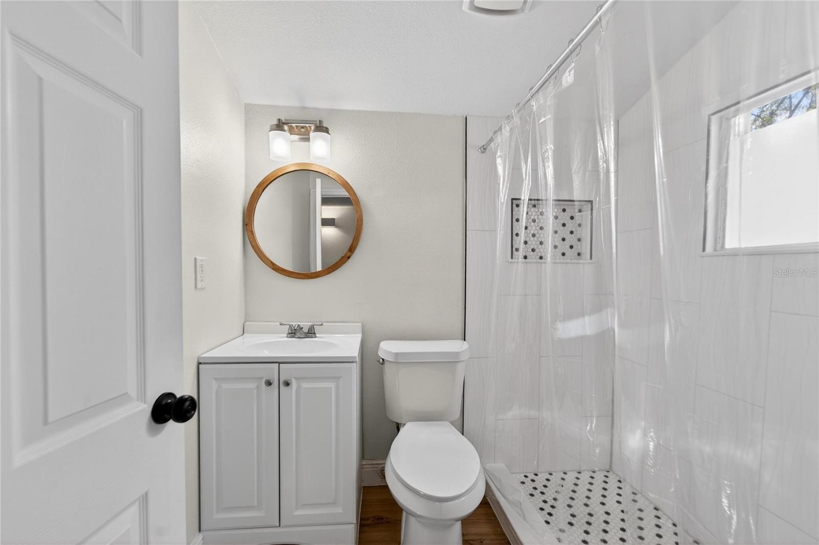 206 E FRIERSON Ave TAMPA, FL 33603