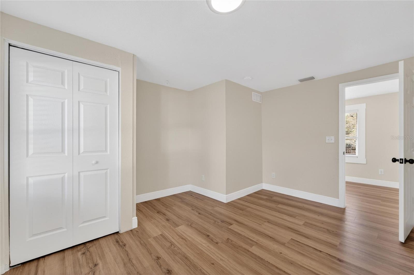 206 E FRIERSON Ave TAMPA, FL 33603