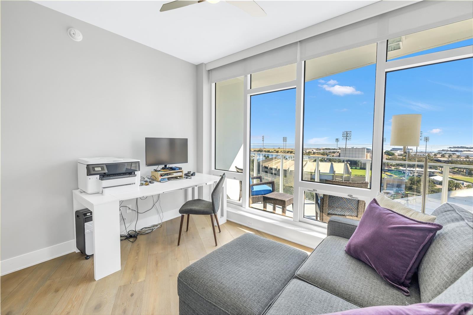 175 1ST St #1006 ST PETERSBURG, FL 33701