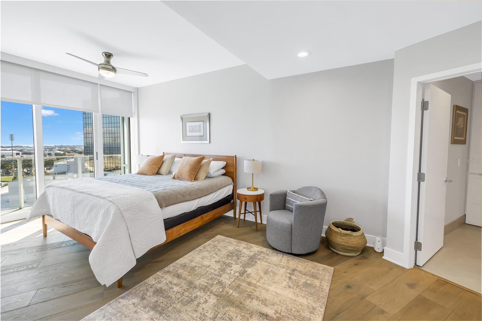 175 1ST St #1006 ST PETERSBURG, FL 33701