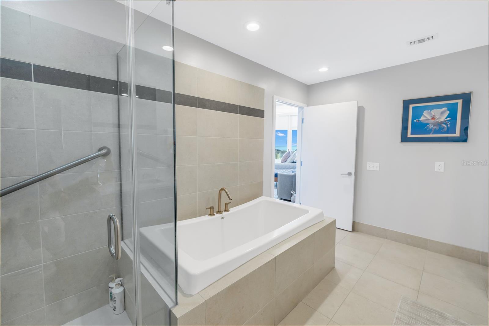 175 1ST St #1006 ST PETERSBURG, FL 33701