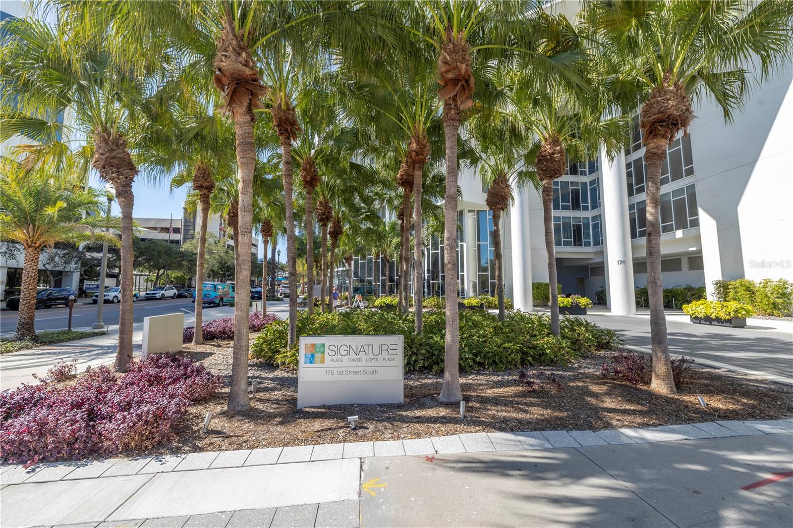 175 1ST St #1006 ST PETERSBURG, FL 33701