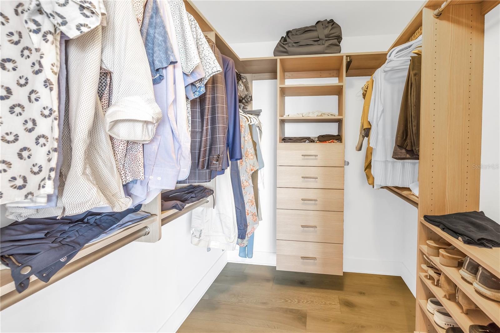 175 1ST St #1006 ST PETERSBURG, FL 33701