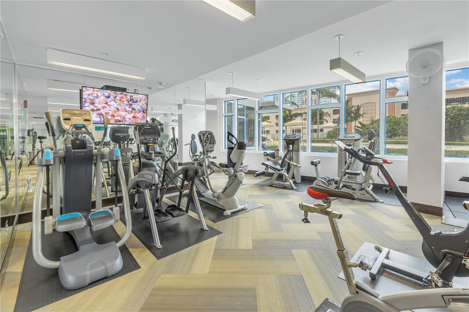 175 1ST St #1006 ST PETERSBURG, FL 33701