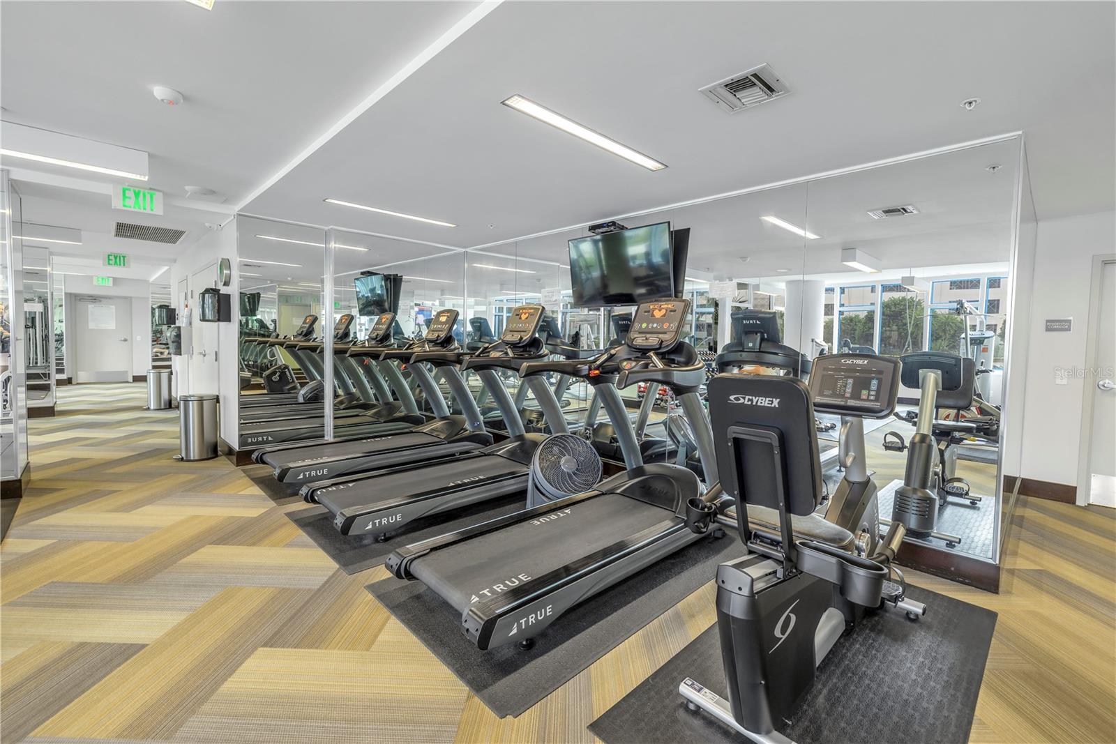 175 1ST St #1006 ST PETERSBURG, FL 33701