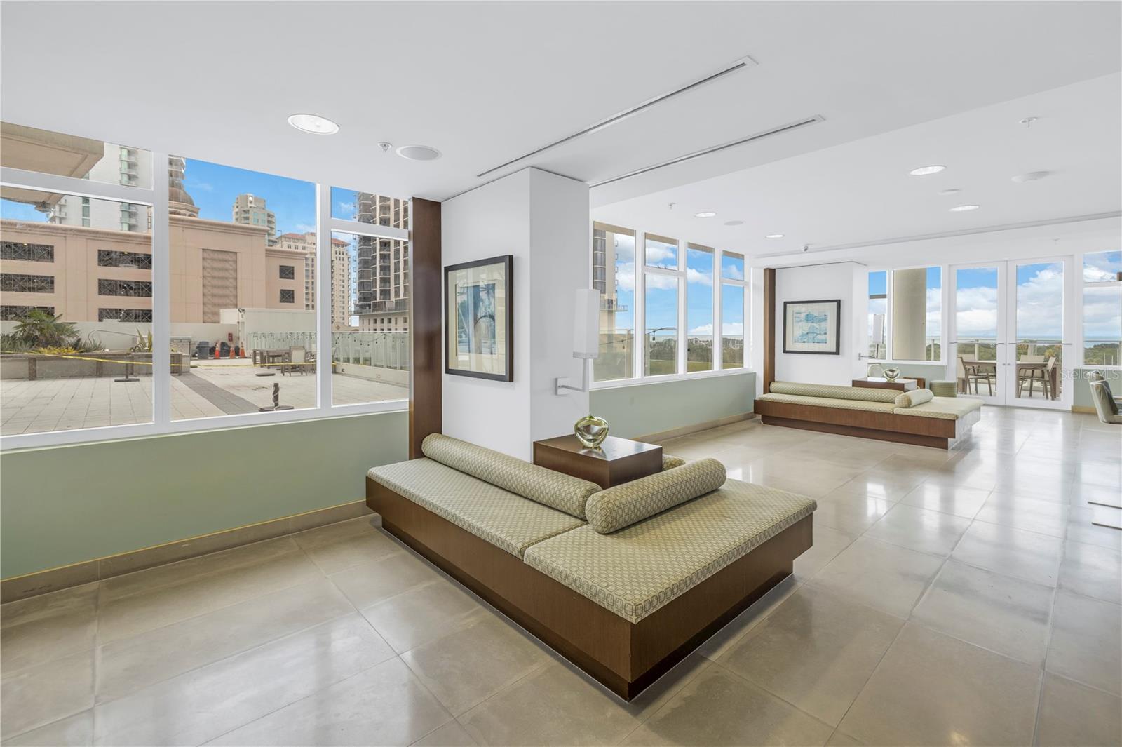 175 1ST St #1006 ST PETERSBURG, FL 33701